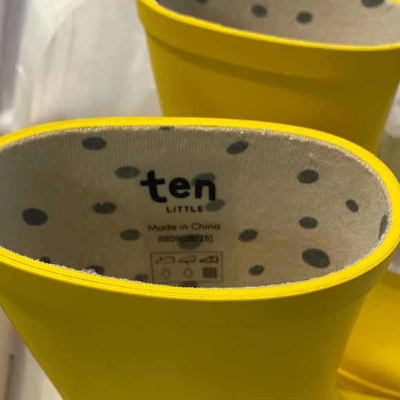 Ten Little Toddler Rain Boots Bright Yellow Rain Boots SZ 9 - Picture 4 of 9